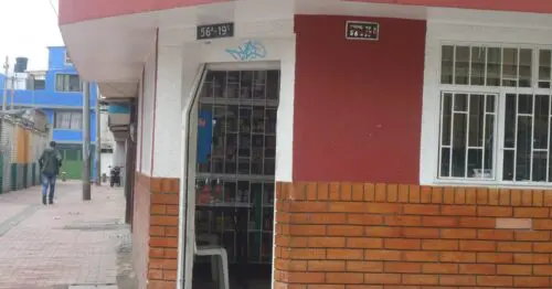 TIENDA DE BARRIO CARRERA 19 56A CON 19 TIENDA DE BARRIO CARRERA 19 56A CON 19